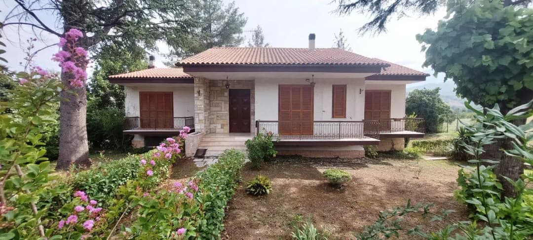 Casa indipendente in vendita in via Margherita, 8